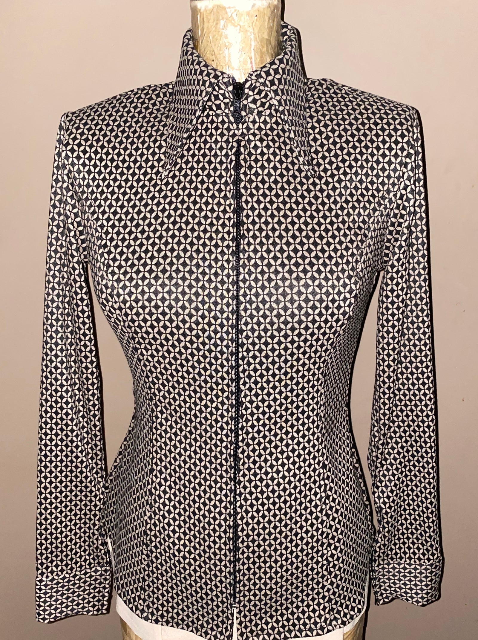 Fitted Lycra Shirt/ Diamond  pattern