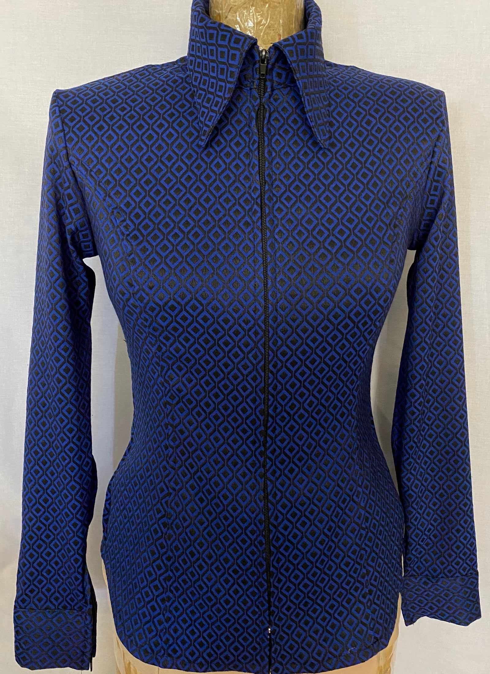 Fitted Lycra Shirt/Diamond Pattern